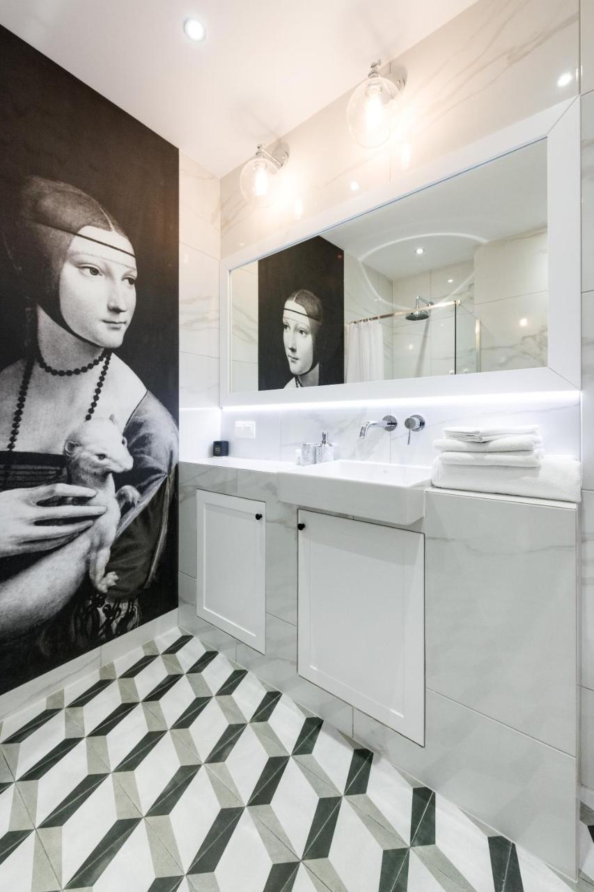 Welcome Apartment - Old Town Cracovia Esterno foto