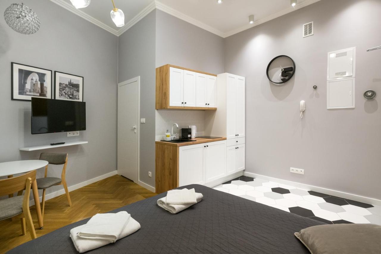 Welcome Apartment - Old Town Cracovia Esterno foto