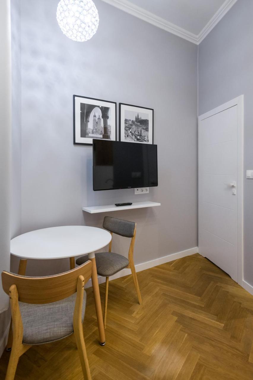 Welcome Apartment - Old Town Cracovia Esterno foto