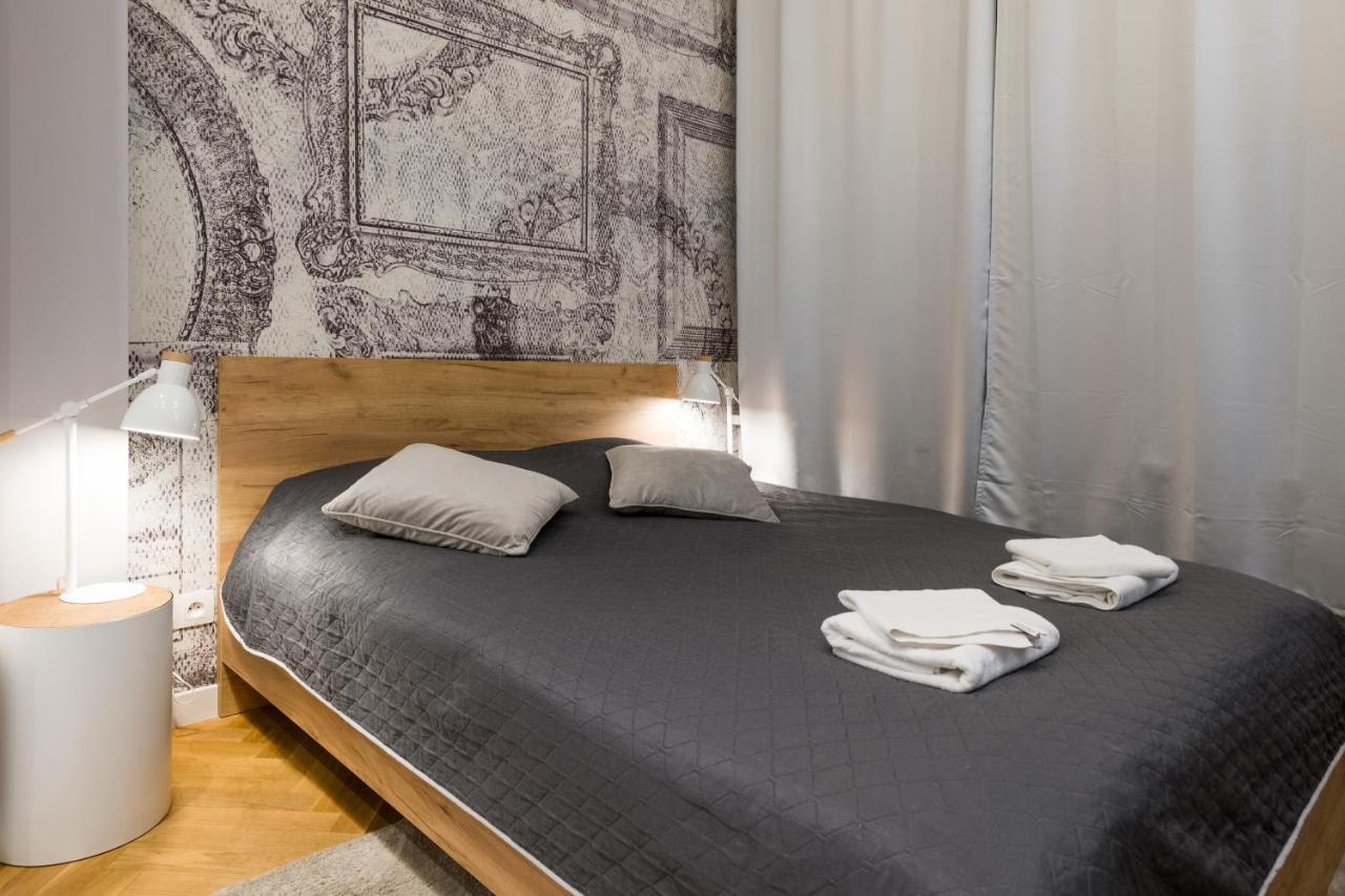 Welcome Apartment - Old Town Cracovia Esterno foto